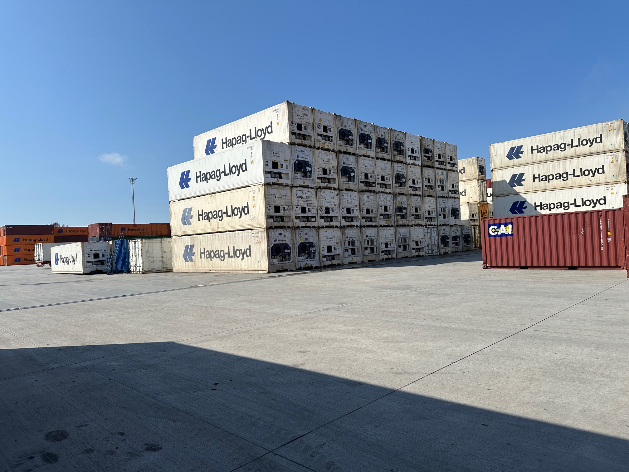 Container maintenance work