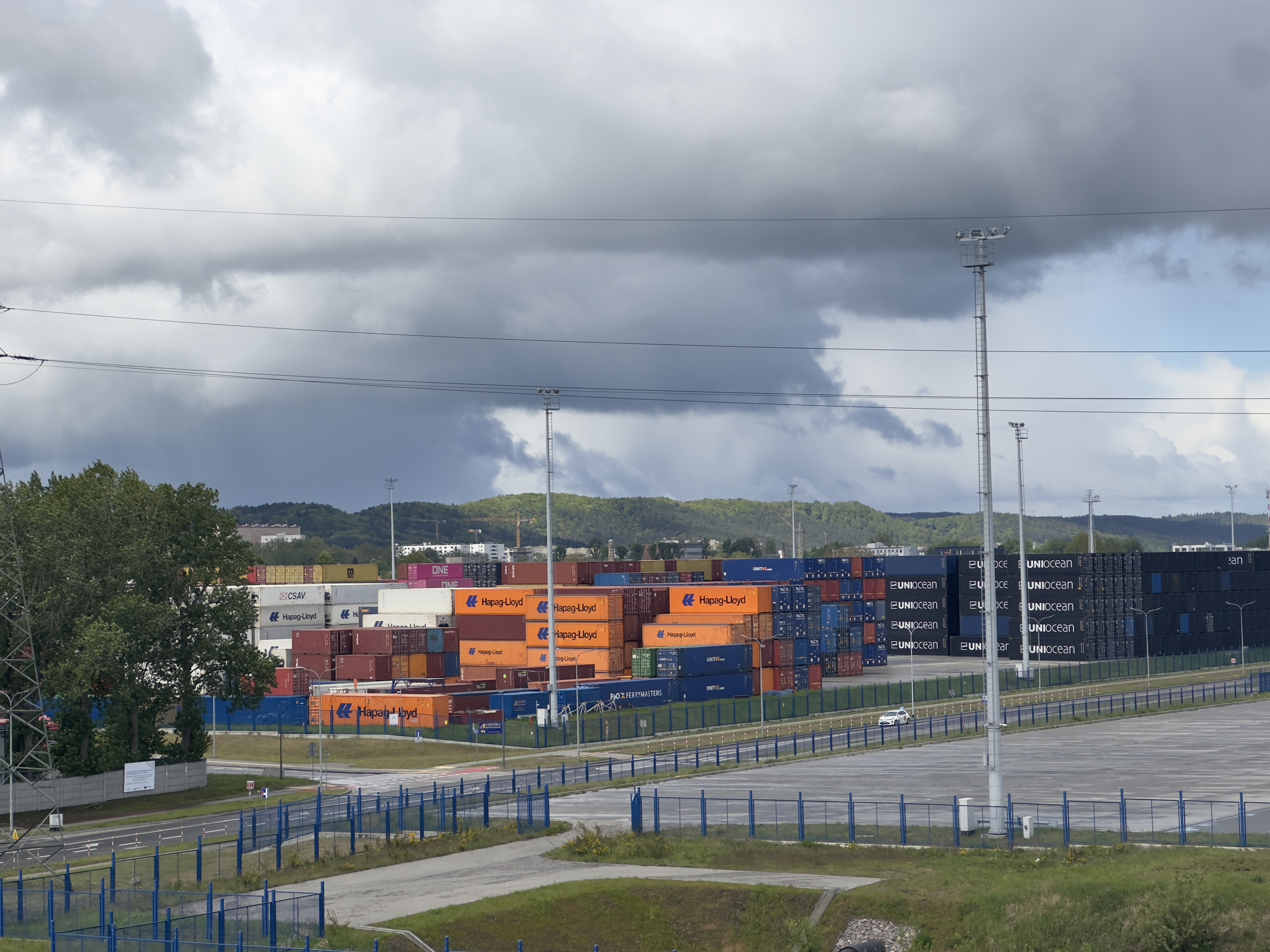 Container maintenance and repair